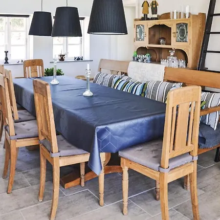 Three-bedroom Holiday In Ebberup * Helnaes By