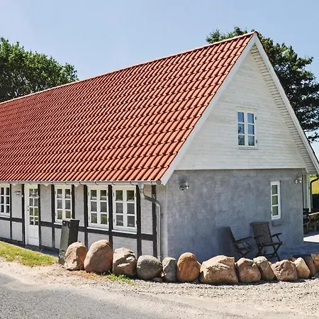 Three-bedroom Holiday In Ebberup Casa de Férias Helnæs By